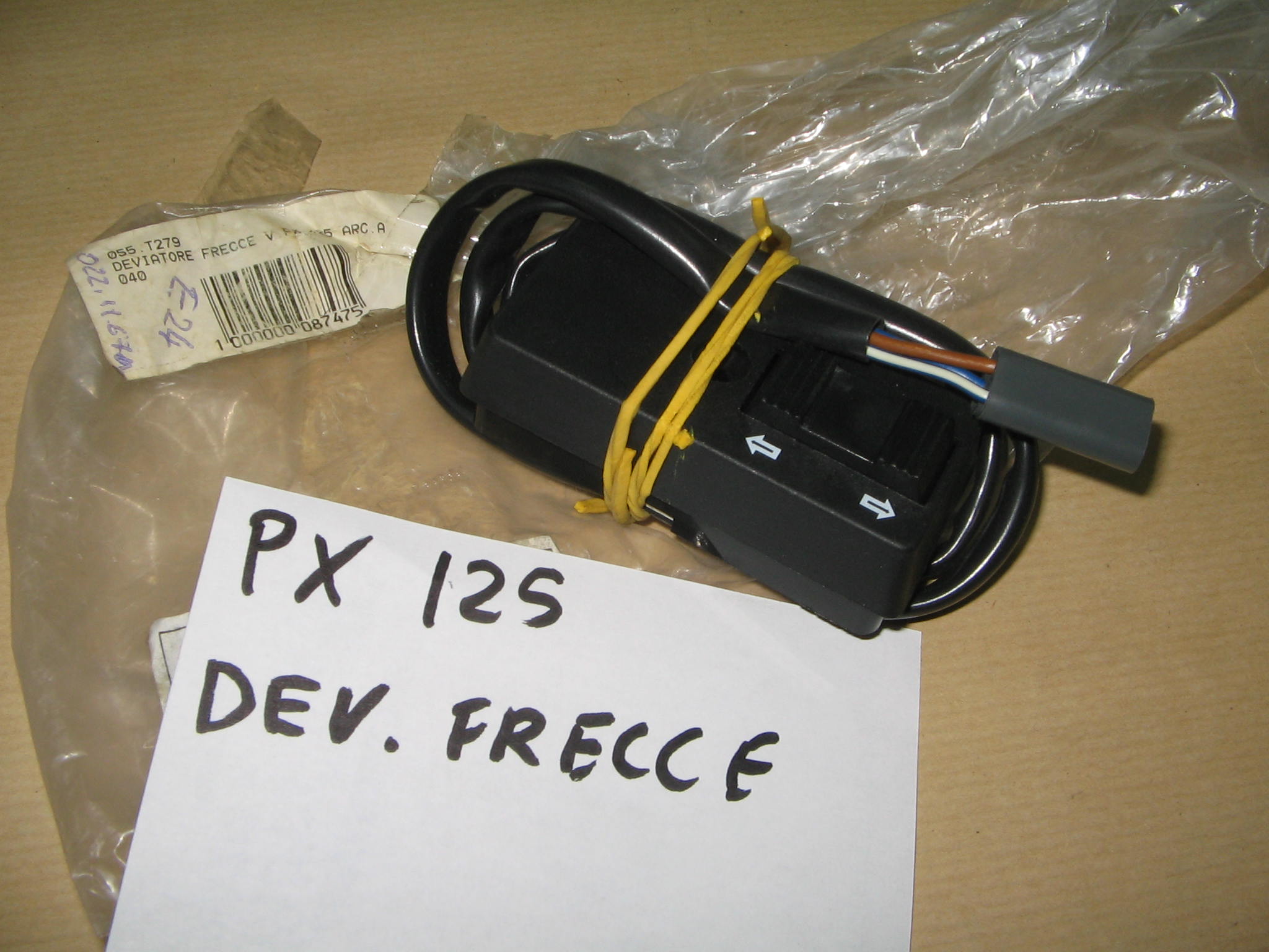 COMMUTATORE VESPA PX DEVIATORE FRECCE N. 20995